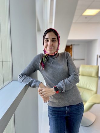We are excited to introduce our newest postdoc Naemeh Pourshafie coming from the ⁦National Institutes of Health (NIH)! Naemeh plans to study neurodegenerative diseases, including Alzheimer’s disease and senescence. Welcome, Naemeh!