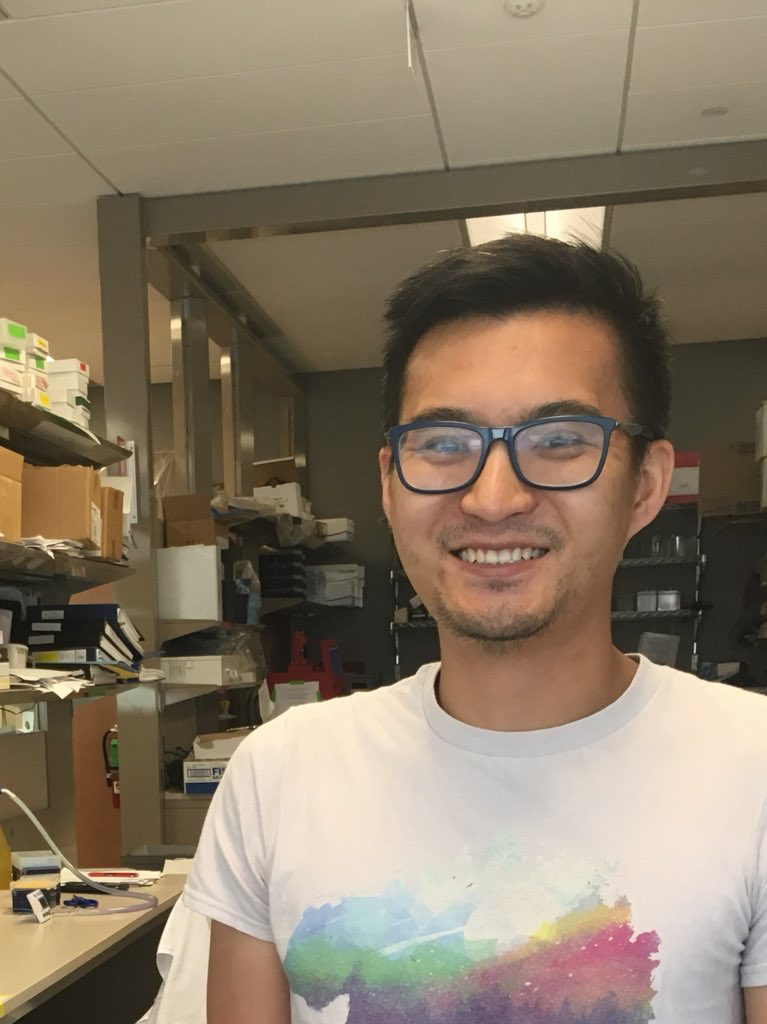 We welcome Khoa Tran as a new postdoc in the lab!